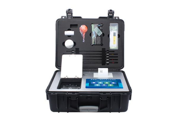 新型土壤分析仪测土壤和植物的养分